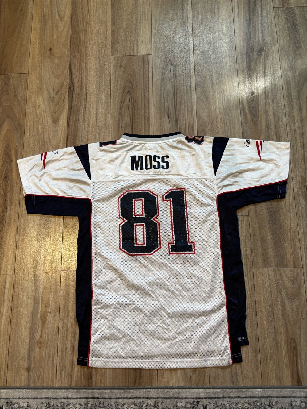Large Randy Moss Reebok Patriots Jersey - Picture 2 of 3